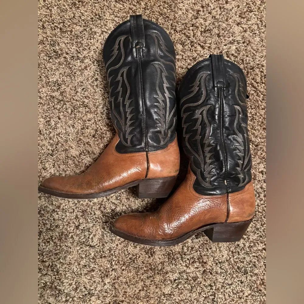 Tony Lama Black and Brown Cowboy Boots Classic Western Style 6173